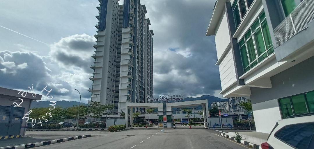 Rizqi Muslim Homestay Meru Casa Kayangan Ipoh Extérieur photo