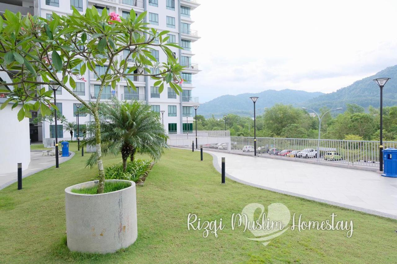 Rizqi Muslim Homestay Meru Casa Kayangan Ipoh Extérieur photo